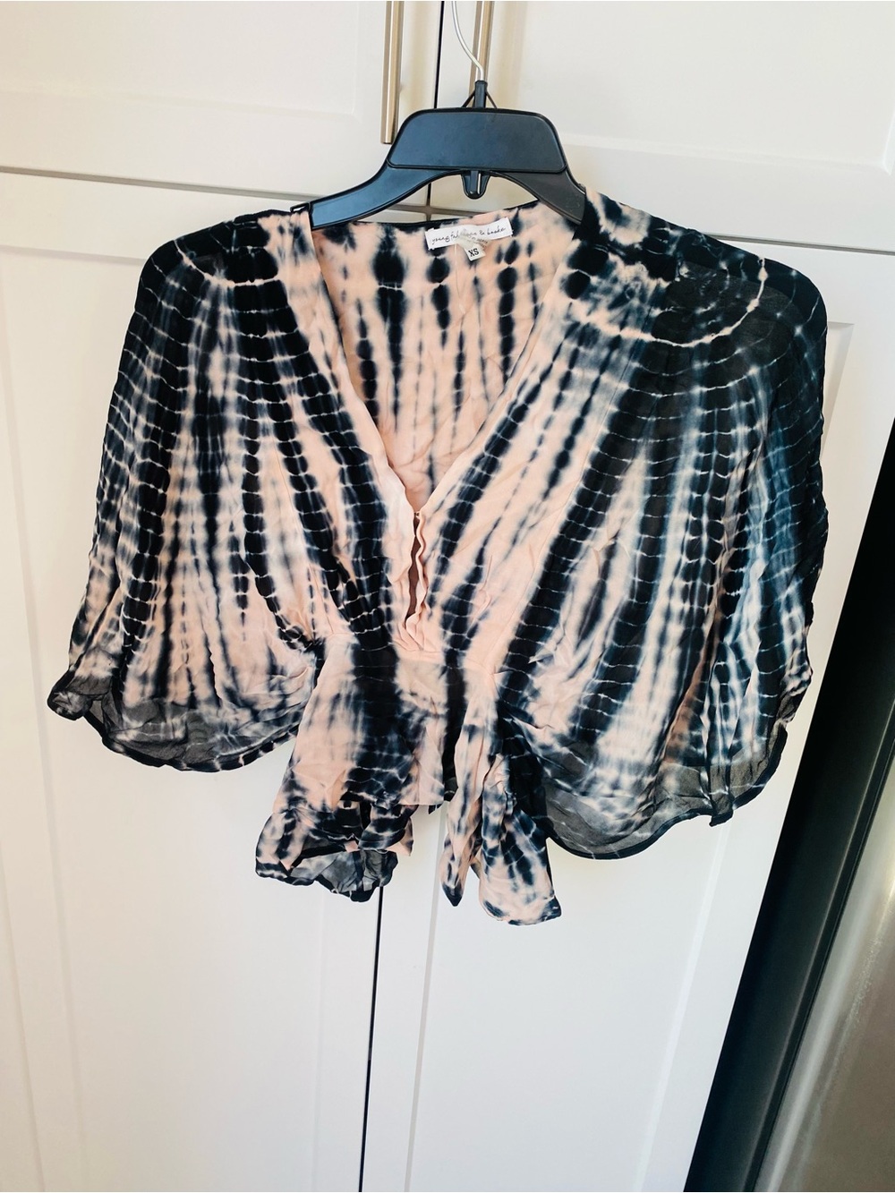Young fabulous & broke XS Tie-Dye V-Neck Flutter Sleeve Crop Top nwot